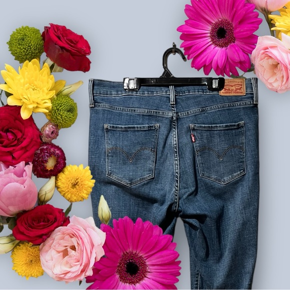 Levi Strauss 311 Shaping Skinny Jeans - Picture 3 of 14